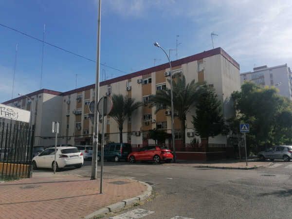Exterior view of Flat for sale in  Sevilla Capital