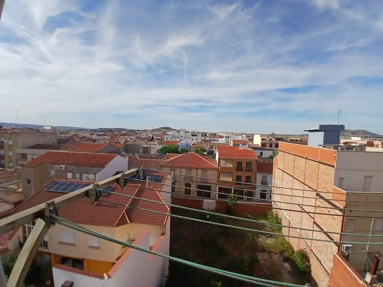 Außenansicht von Wohnungen zur Miete in Valdepeñas mit Klimaanlage, Heizung und Parkett
