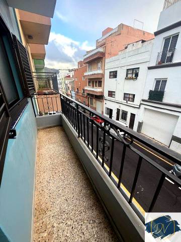 Piso en Alquiler en Eduardo De Roo en La Cuesta -Finca España