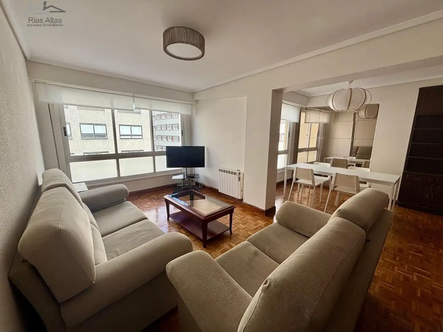 Wohnzimmer von Wohnung zur Miete in A Coruña Capital  mit Heizung und Möbliert