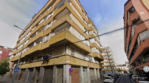 SE VENDE piso OKUPADO en Calle Angel Guimera Nº 146 Salt Girona
