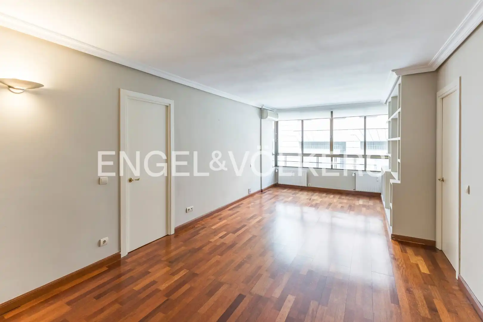 Sala d'estar de Pis de lloguer en  Madrid Capital amb Aire condicionat, Calefacció i Piscina