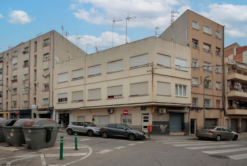 Vista exterior de Piso en venta en Terrassa