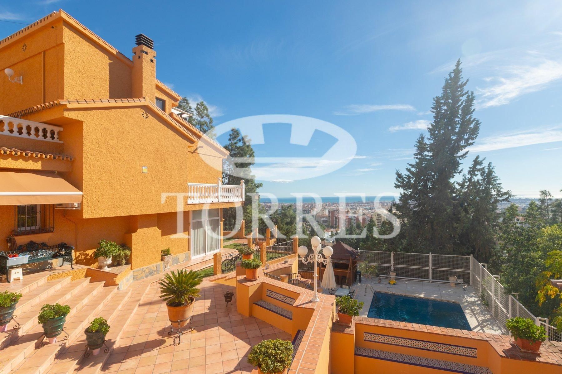 Vista exterior de Casa o chalet en venta en Málaga Capital con Aire acondicionado, Jardín privado y Terraza