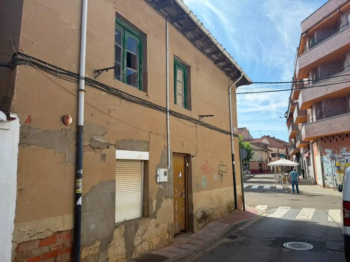 Vista exterior de Casa adosada en venda en Valencia de Don Juan