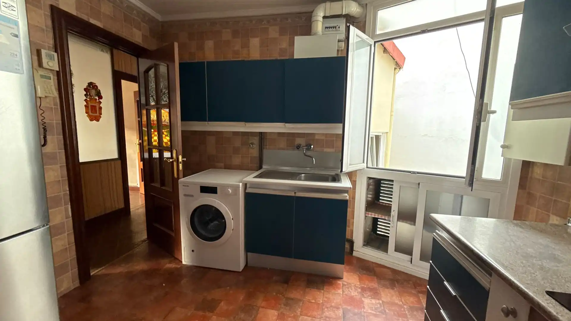 Flat with terrace for sale in Calle María Díaz de Haro, imagen 7