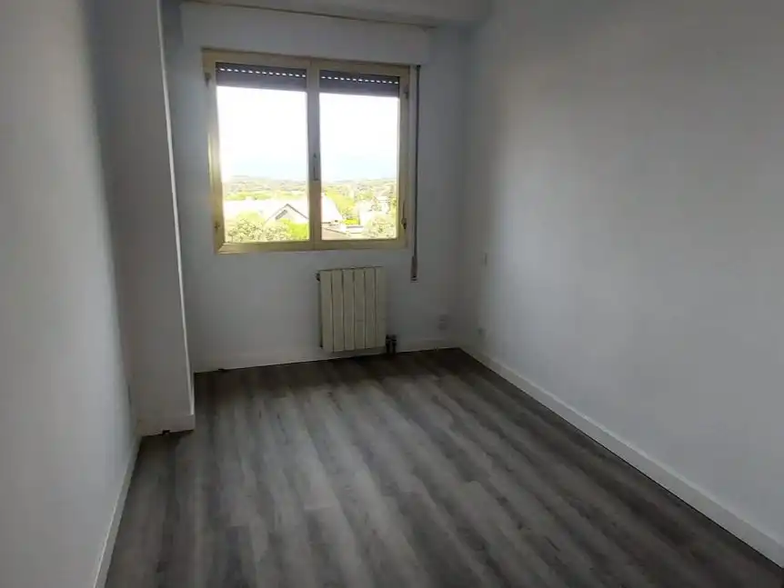 Dormitori de Casa o xalet de lloguer en La Navata