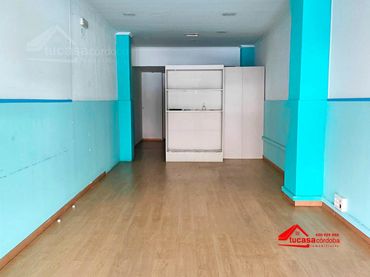 Local comercial en venda a Levante