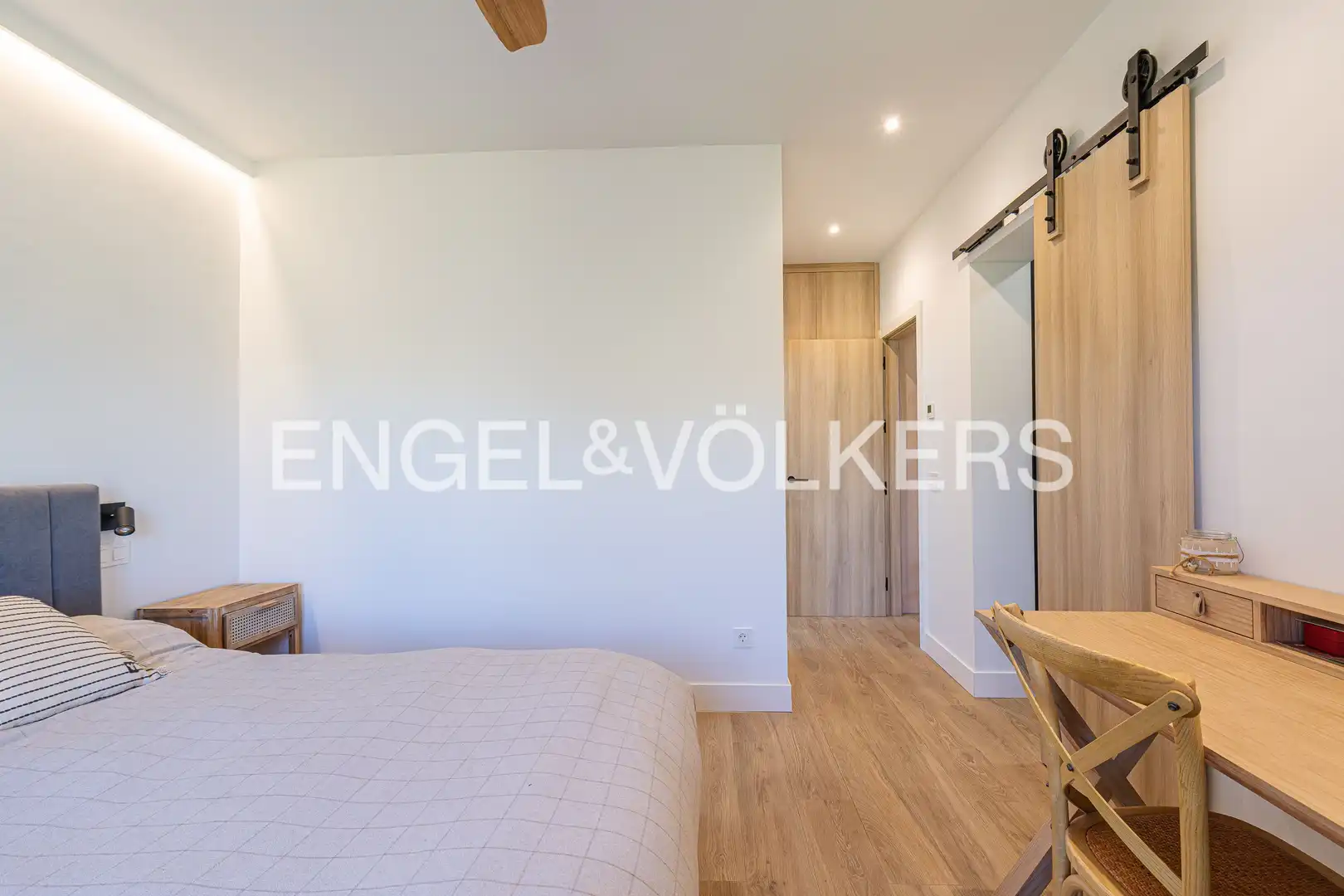 Bedroom of Houses for sale in Valdemorillo  with Air Conditioner, Heating and Private garden