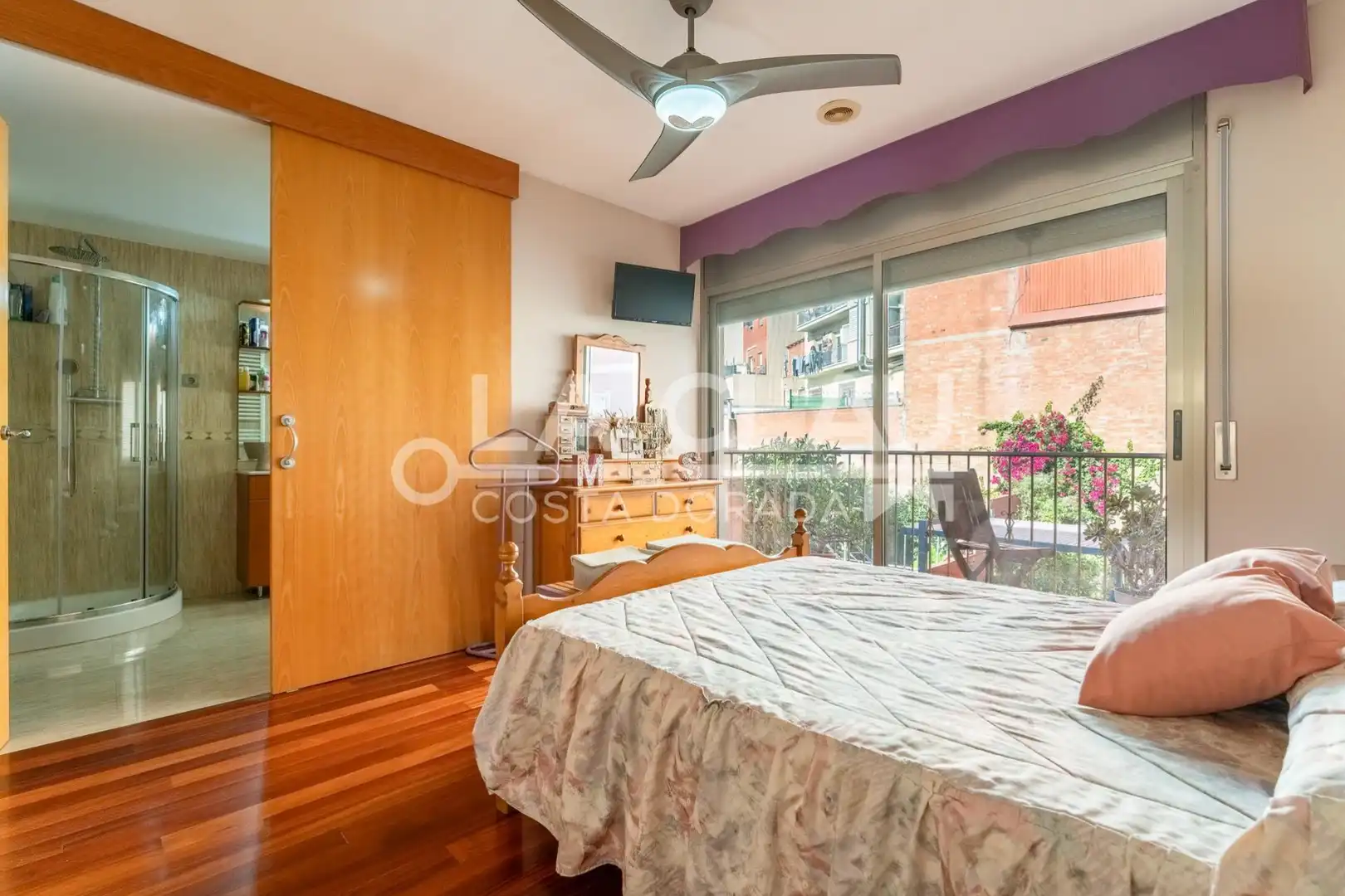 Schlafzimmer von Einfamilien-Reihenhaus zum Verkauf in Gavà mit Heizung