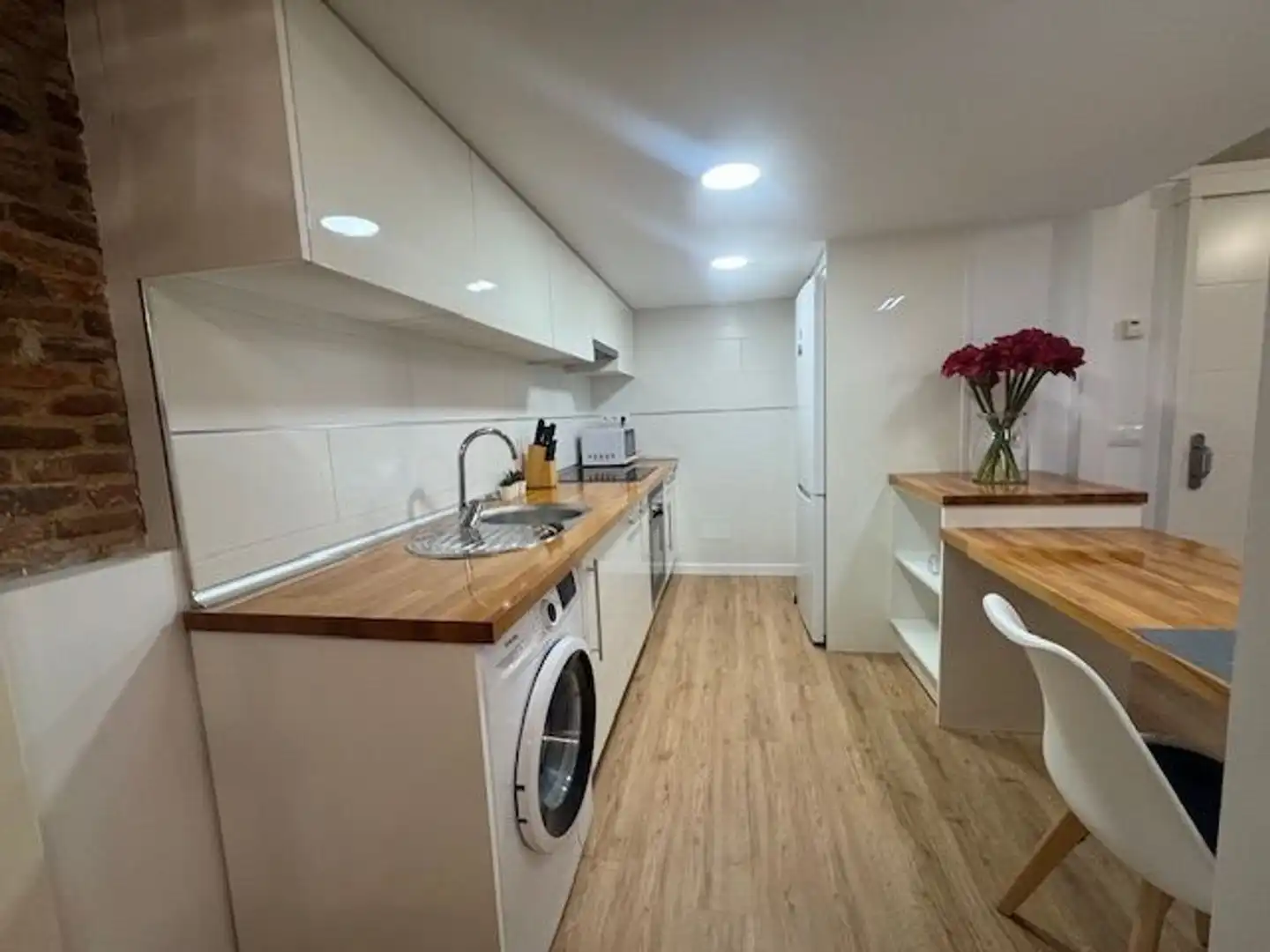 Cocina de Piso de alquiler en Madrid con Calefacción y Alarma