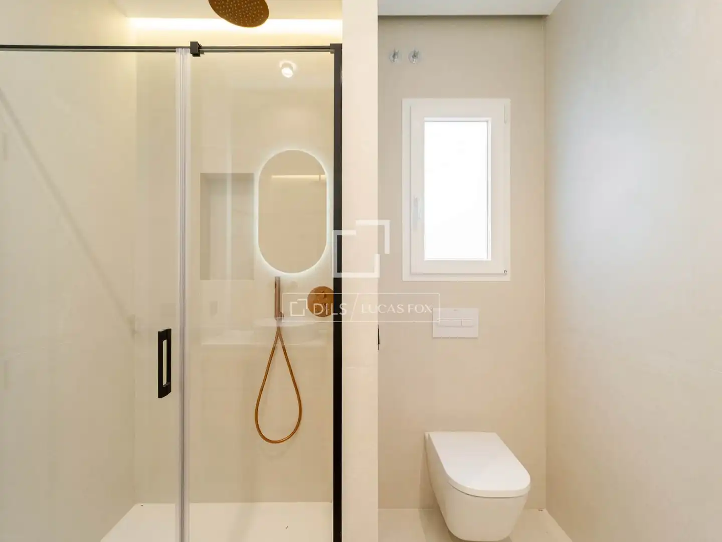Bathroom of Flat for sale in L'Eixample