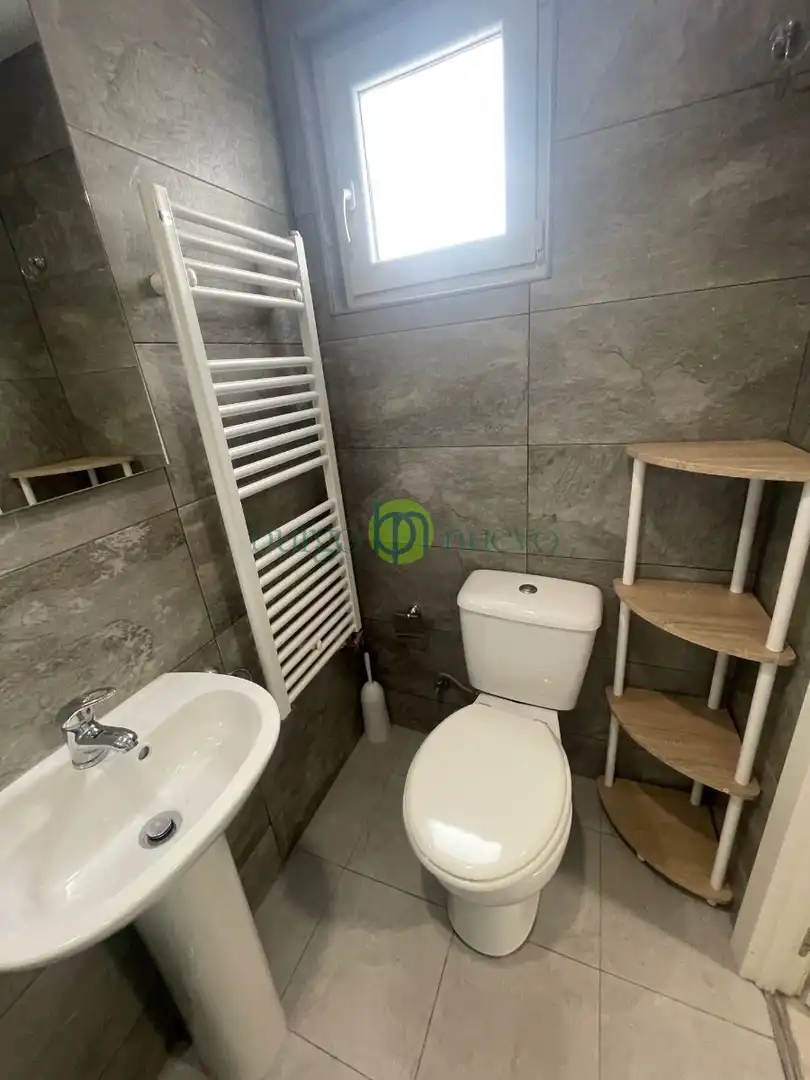 Baño de Piso en venta en León Capital  con Calefacción y Terraza