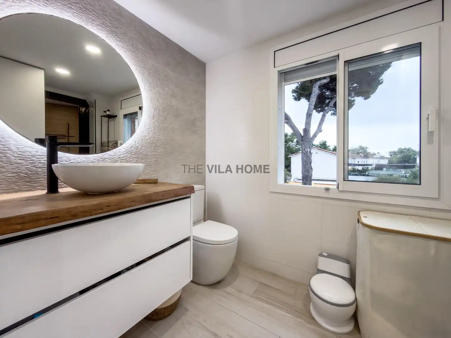 Baño de Piso en venta en Vilanova i la Geltrú con Aire acondicionado, Calefacción y Balcón