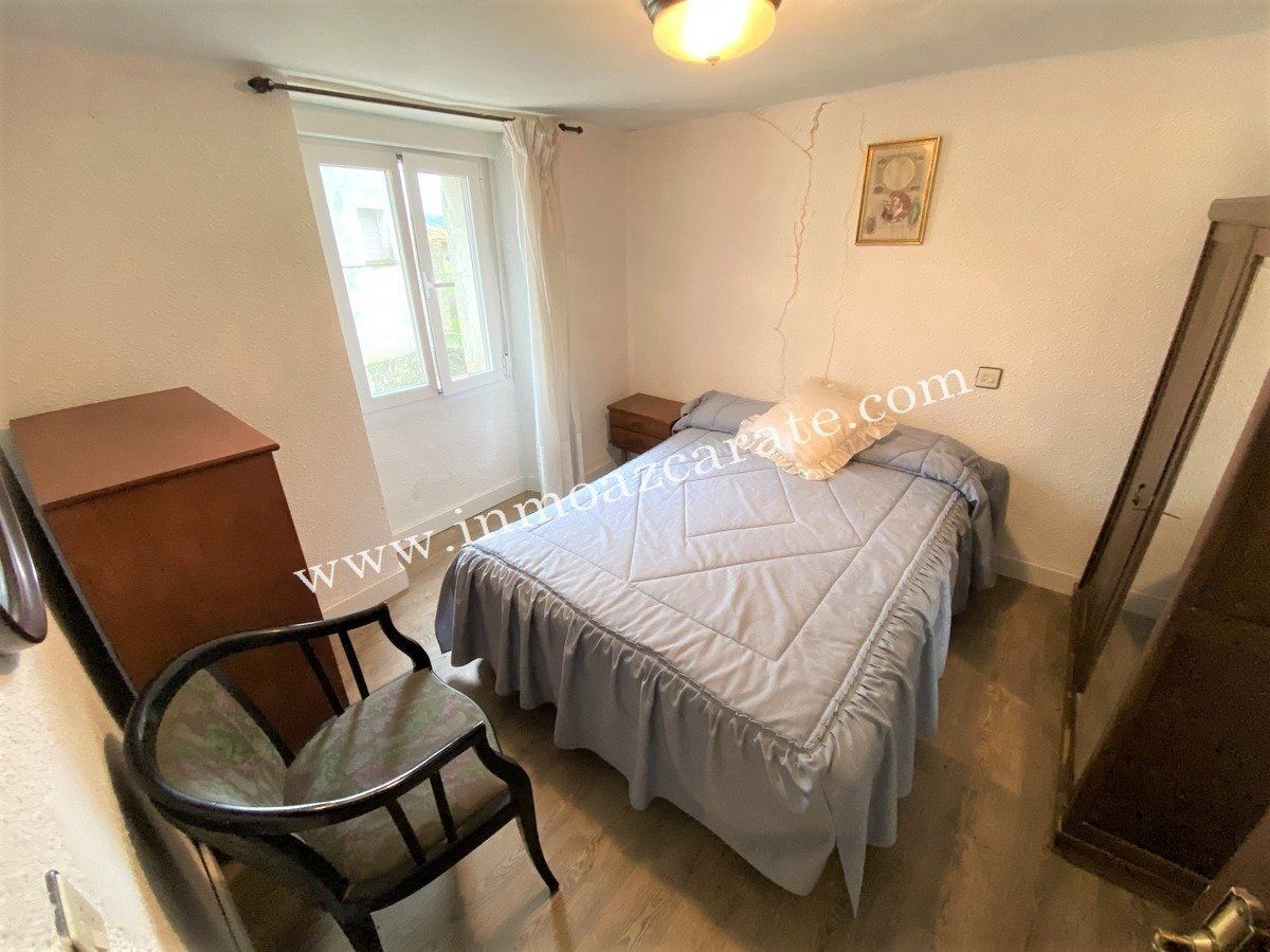 Dormitori de Casa o xalet en venda en Eulate amb Jardí privat