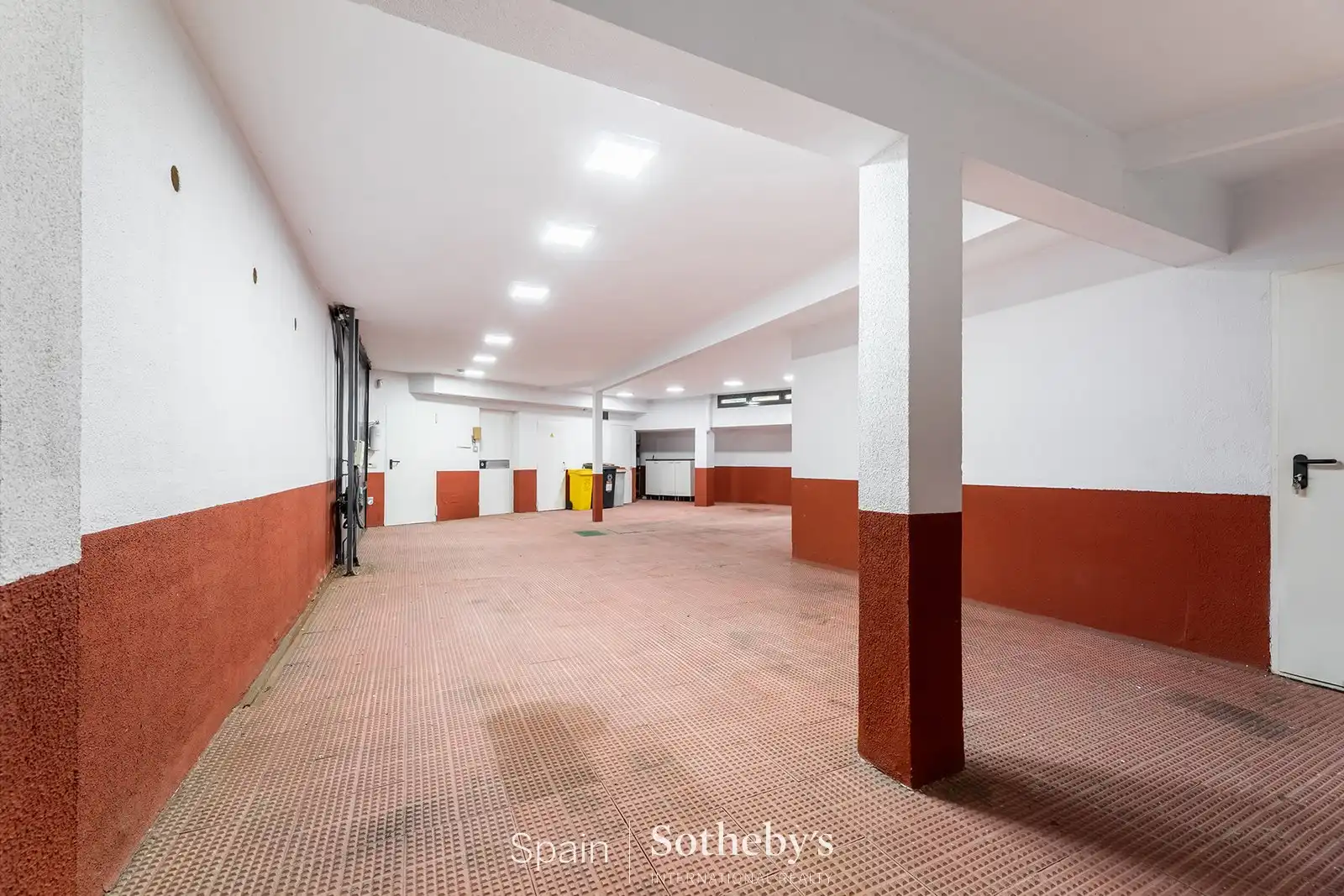 Houses for rent in Madrid  with Air Conditioner, Heating and Private garden
