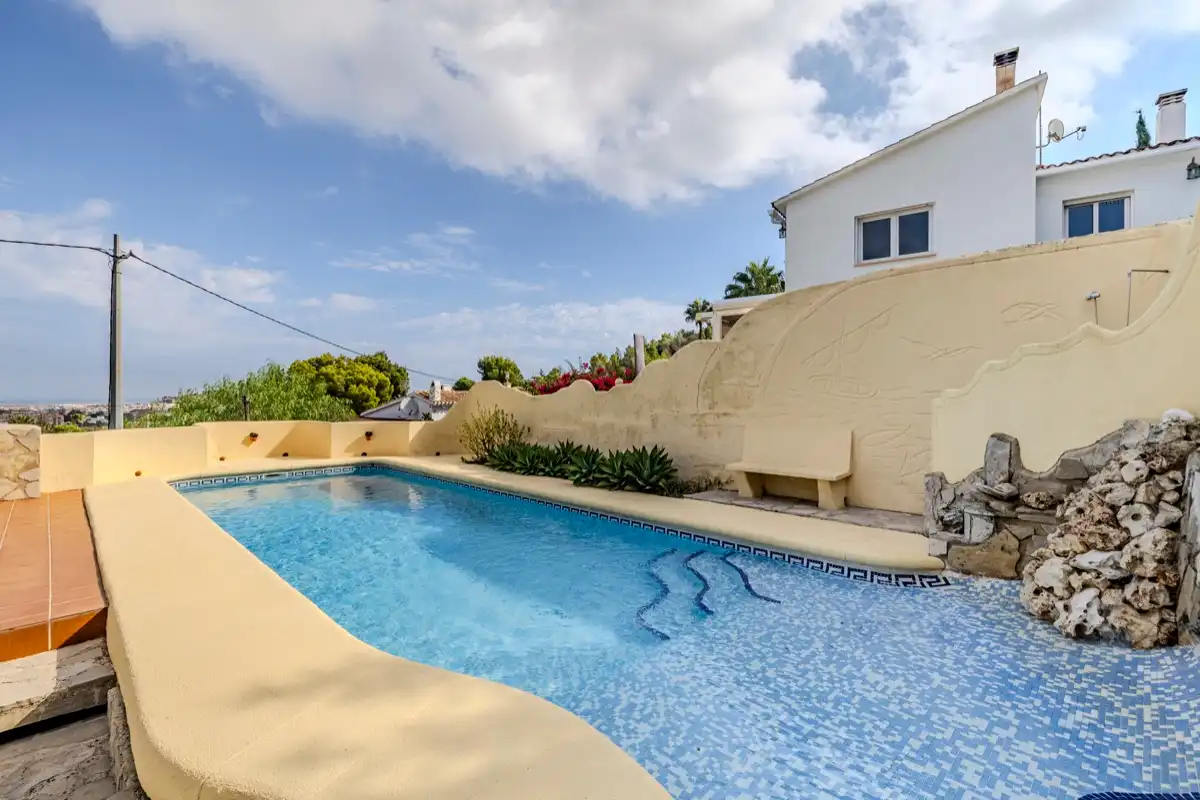 Detached house with pool for sale in El Montgó, imagen 6