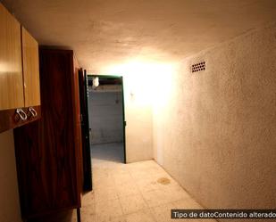 Box room to rent in De Cebreros, Lucero, Latina,  Madrid Capital