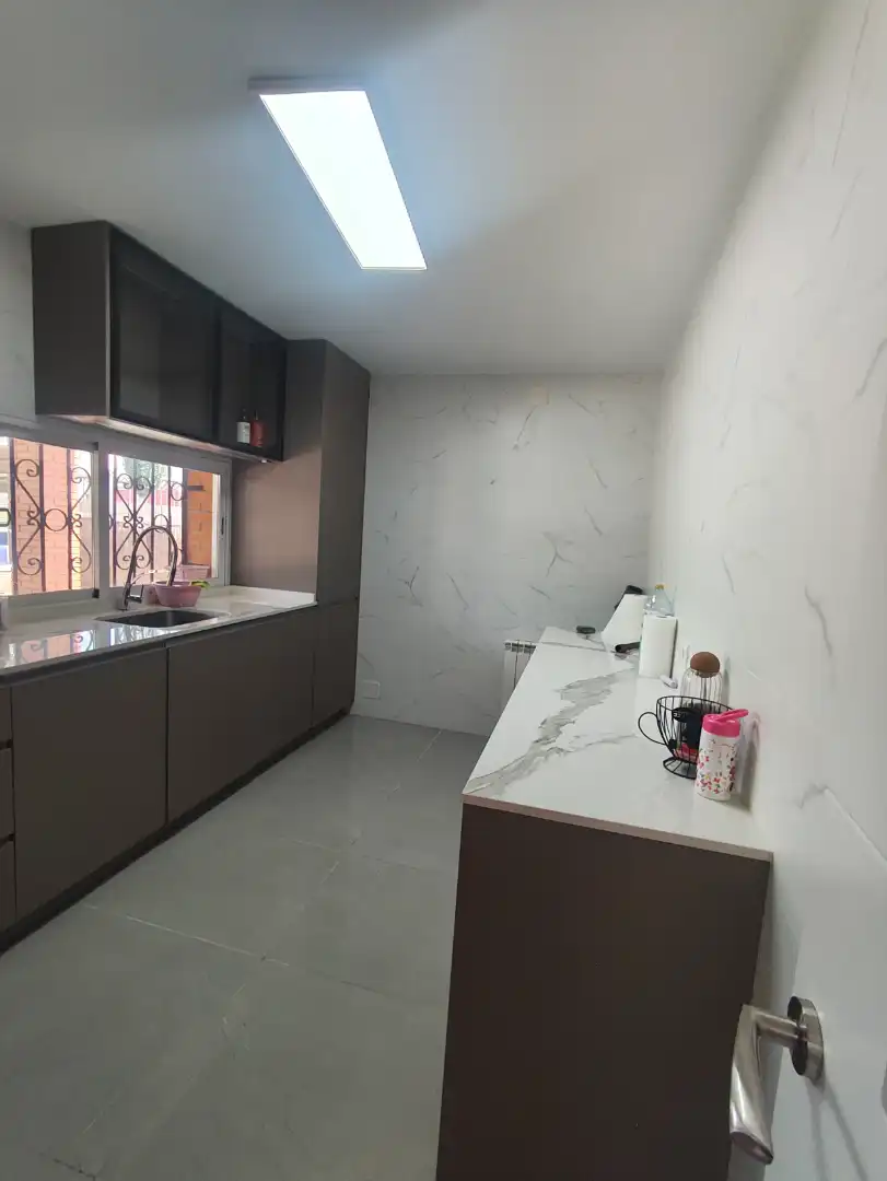 Cuina de Casa o xalet en venda en Las Ventas de Retamosa amb Aire condicionat, Calefacció i Jardí privat