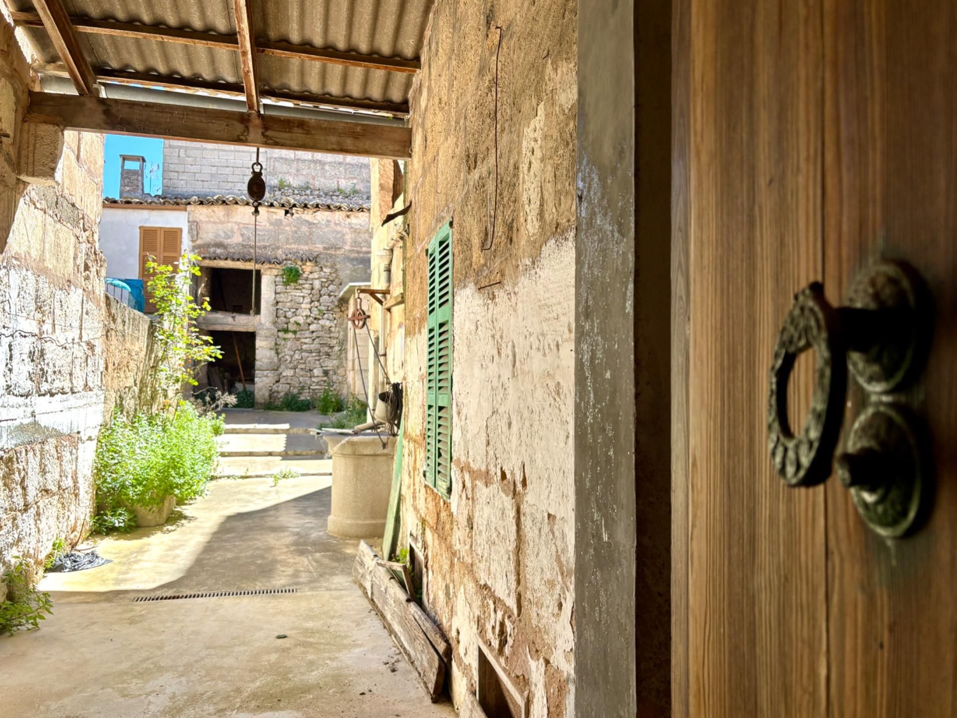 Vista exterior de Finca rústica en venda en Santa Margalida amb Jardí privat, Terrassa i Traster