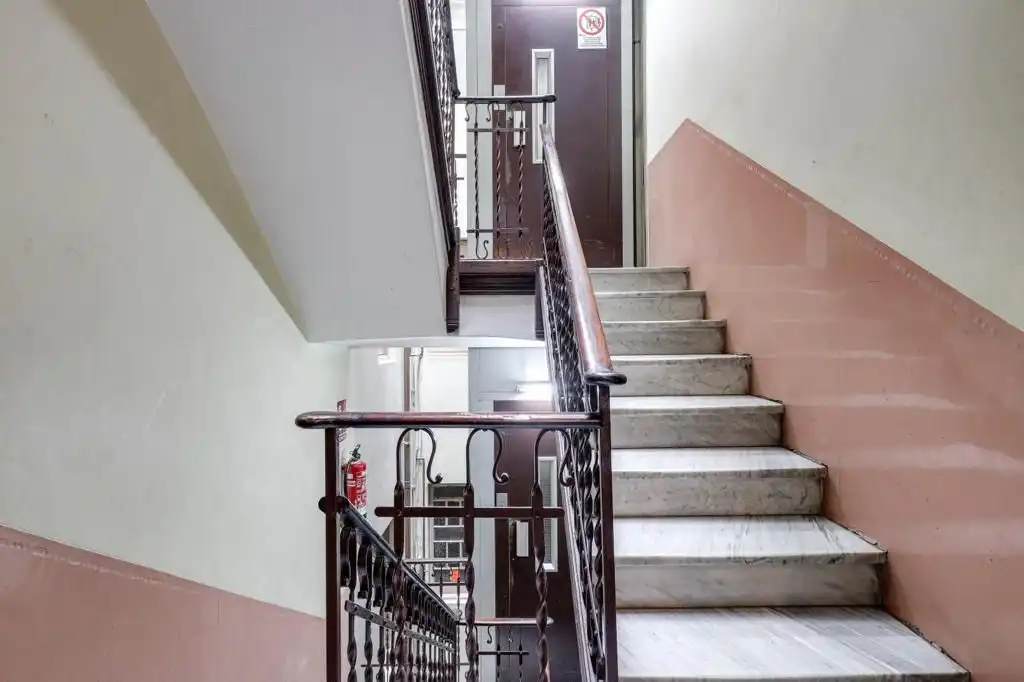Flat for sale in Barcelona  with Air Conditioner and Heating