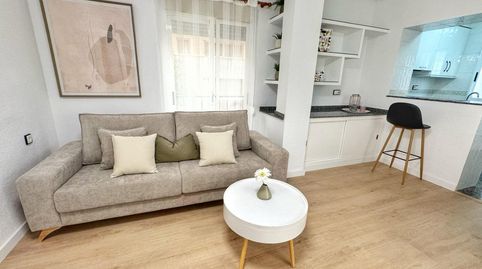 Foto 5 de Planta baja de alquiler en Fraternidad, Elda