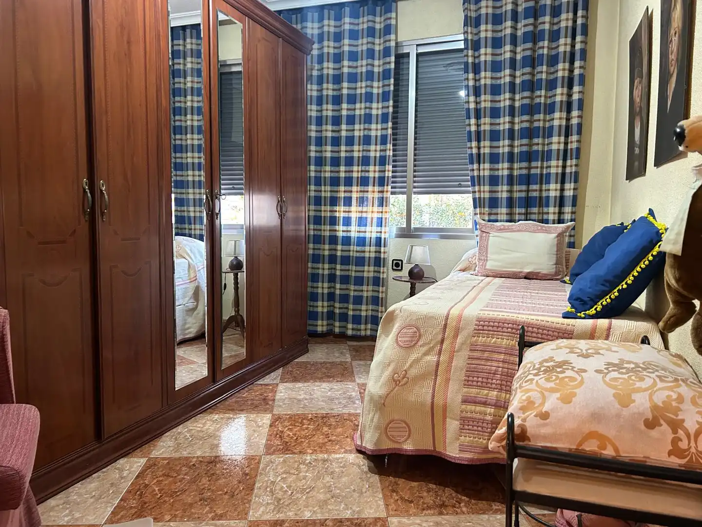 Dormitori de Pis en venda en Córdoba amb Aire condicionat i Terrassa
