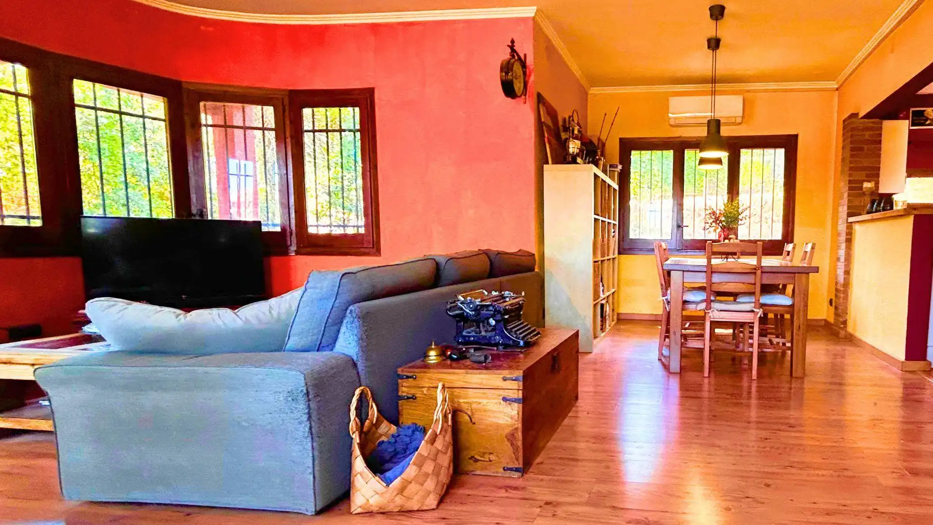 Sala d'estar de Casa o xalet en venda en Santa Cristina d'Aro amb Calefacció, Terrassa i Piscina