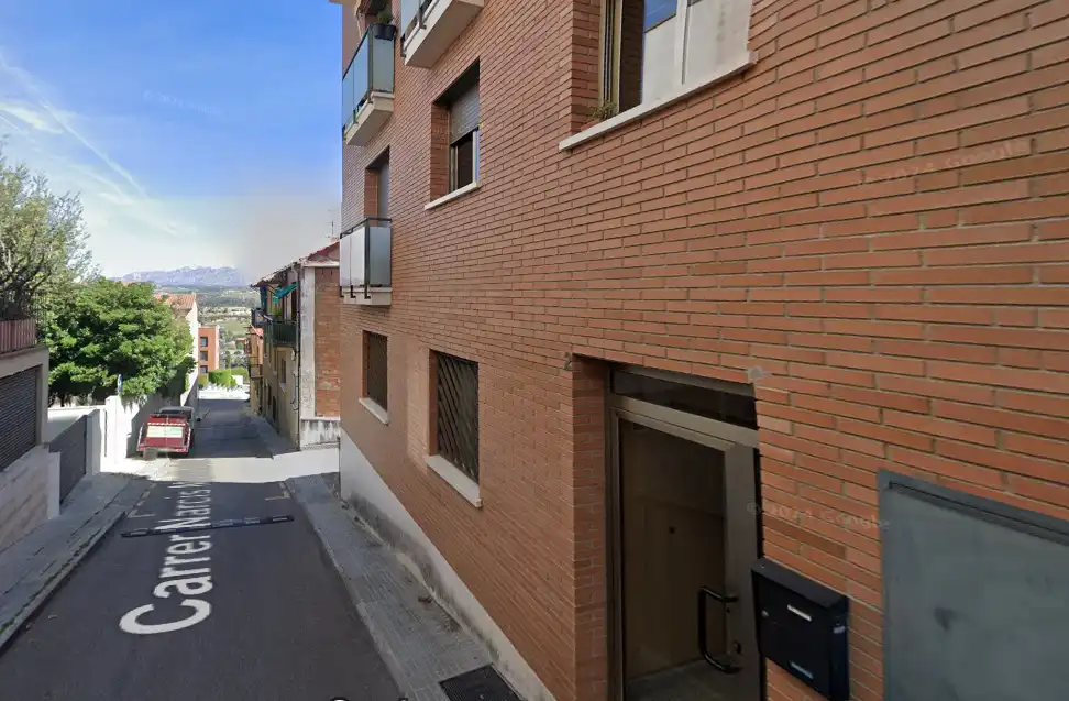 Vista exterior de Piso en venta en Gelida con Calefacción