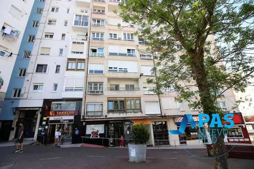 Vista exterior de Piso en venta en Santander con Calefacción
