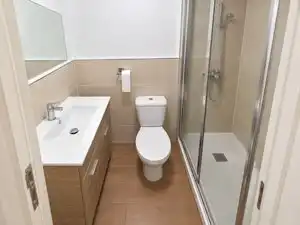 Local comercial en venda a Avinguda dels Banús, imagen 8