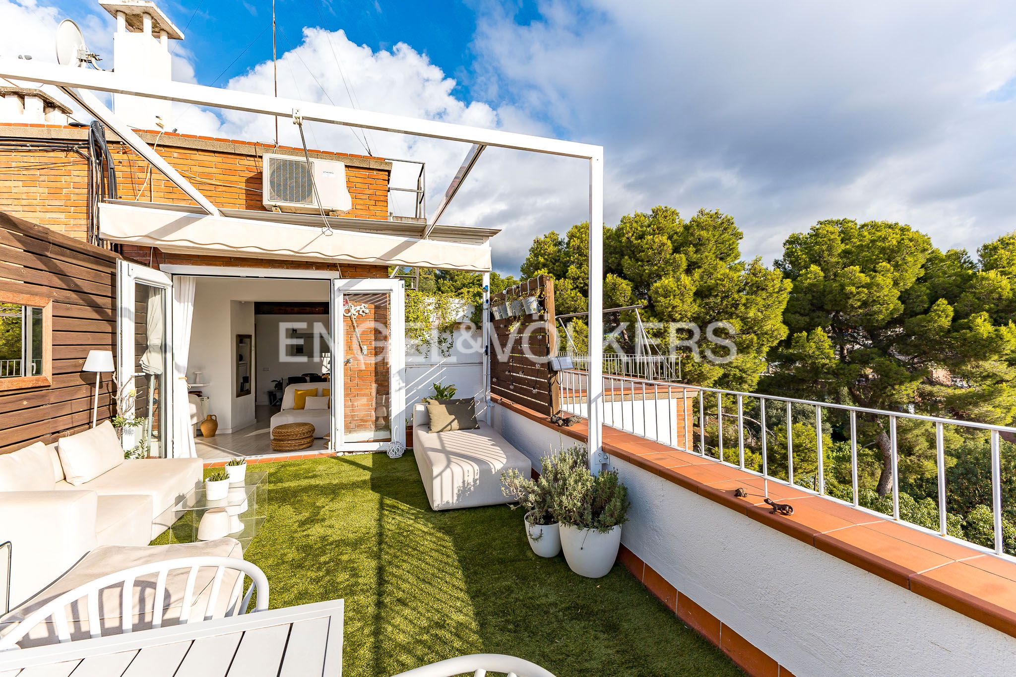 Terrace of Attic for sale in  Barcelona Capital  with Air Conditioner, Heating and Private garden
