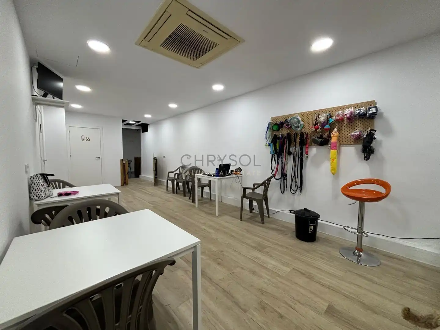 Local comercial en venta en Carrer de Villarroel, imagen 2