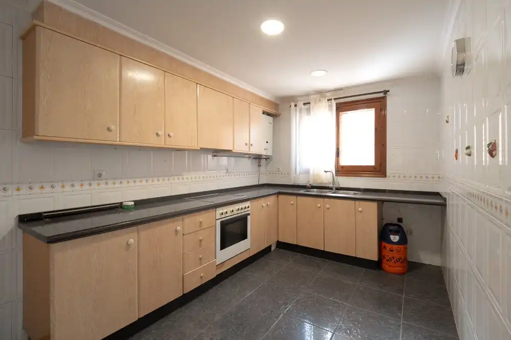 Cocina de Casa o chalet en venta en Chiva con Jardín privado, Terraza y Piscina