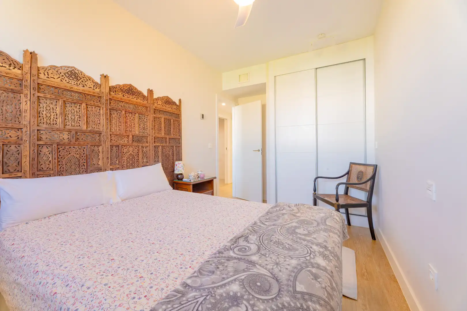 Habitación de Piso en venta en Valencia con Trastero, Piscina y Balcón