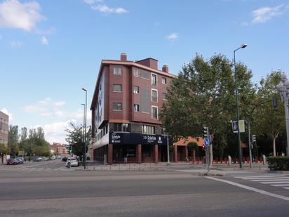 Vista exterior de Garatge en venda en Valladolid Capital