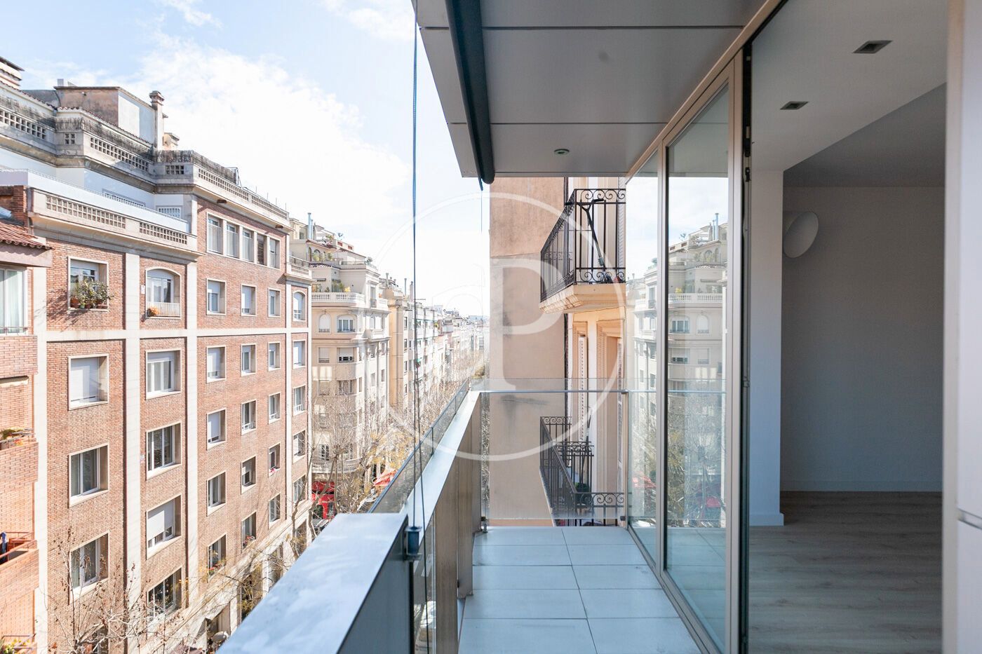 Exterior view of Attic for sale in  Barcelona Capital  with Air Conditioner, Heating and Terrace
