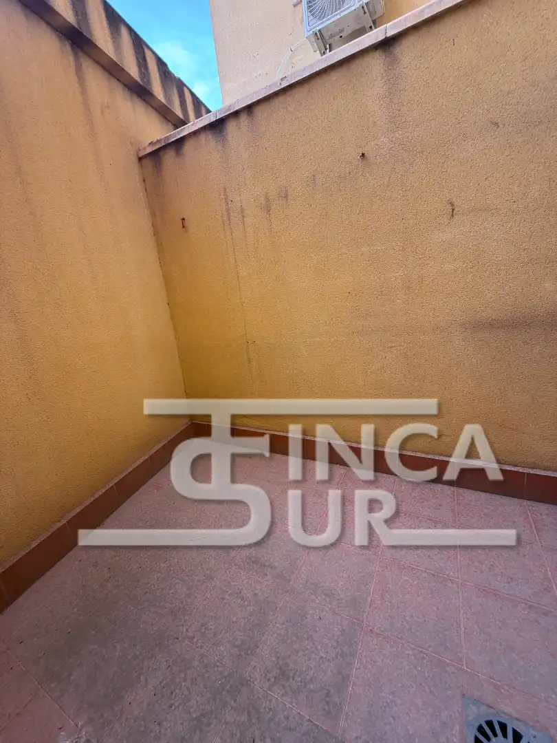Mini appartamento con ascensore in vendita a Calle Río Guadiana 74, imagen 16