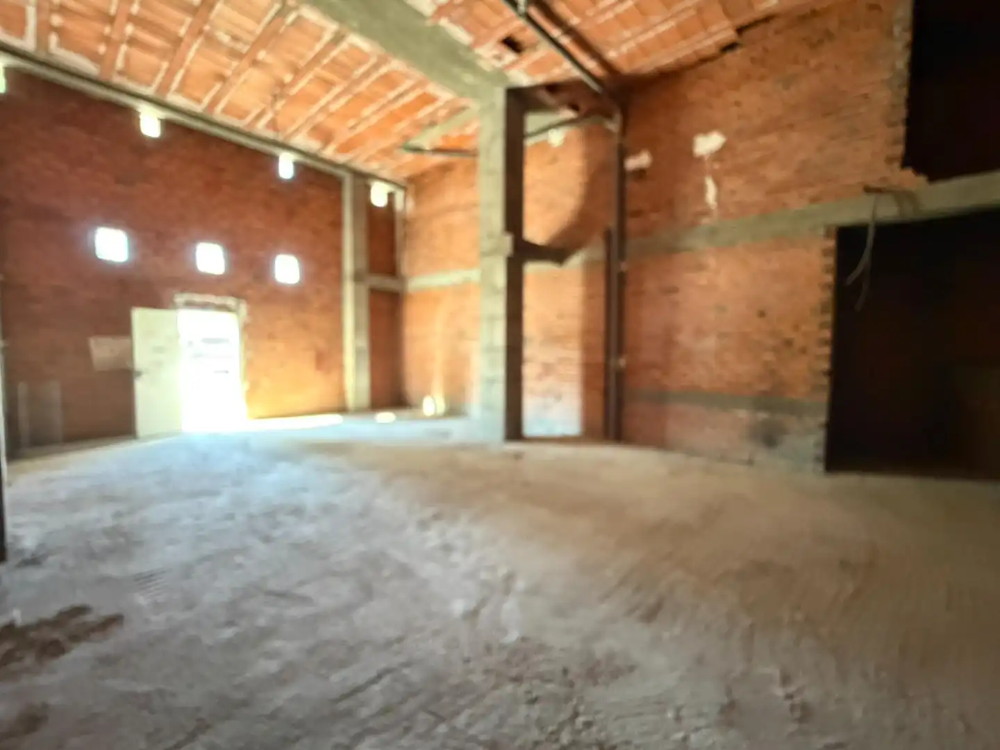 Local comercial en venda a Zona Alta, imagen 4