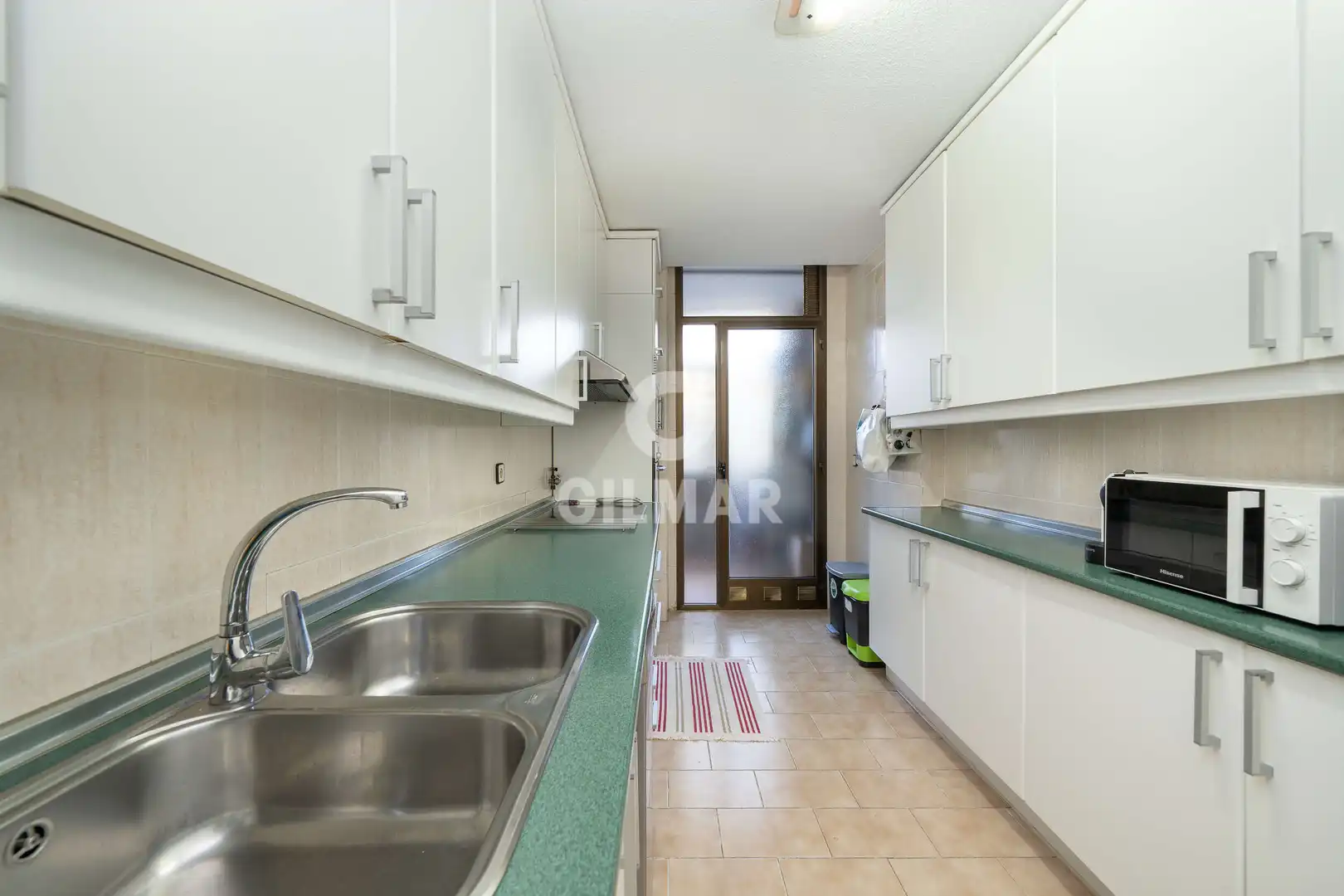 Kitchen of Flat for sale in Madrid  with Heating, Private garden and Storage room