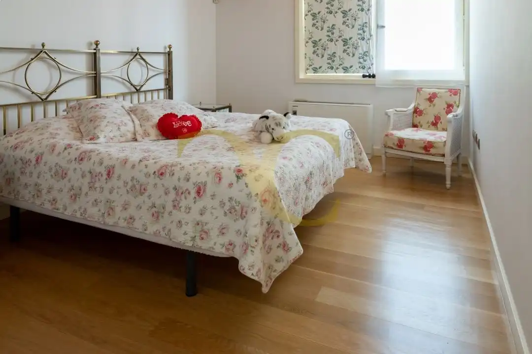 Habitación de Casa o chalet en venta en Santa Cruz de Bezana con Aire acondicionado, Calefacción y Jardín privado