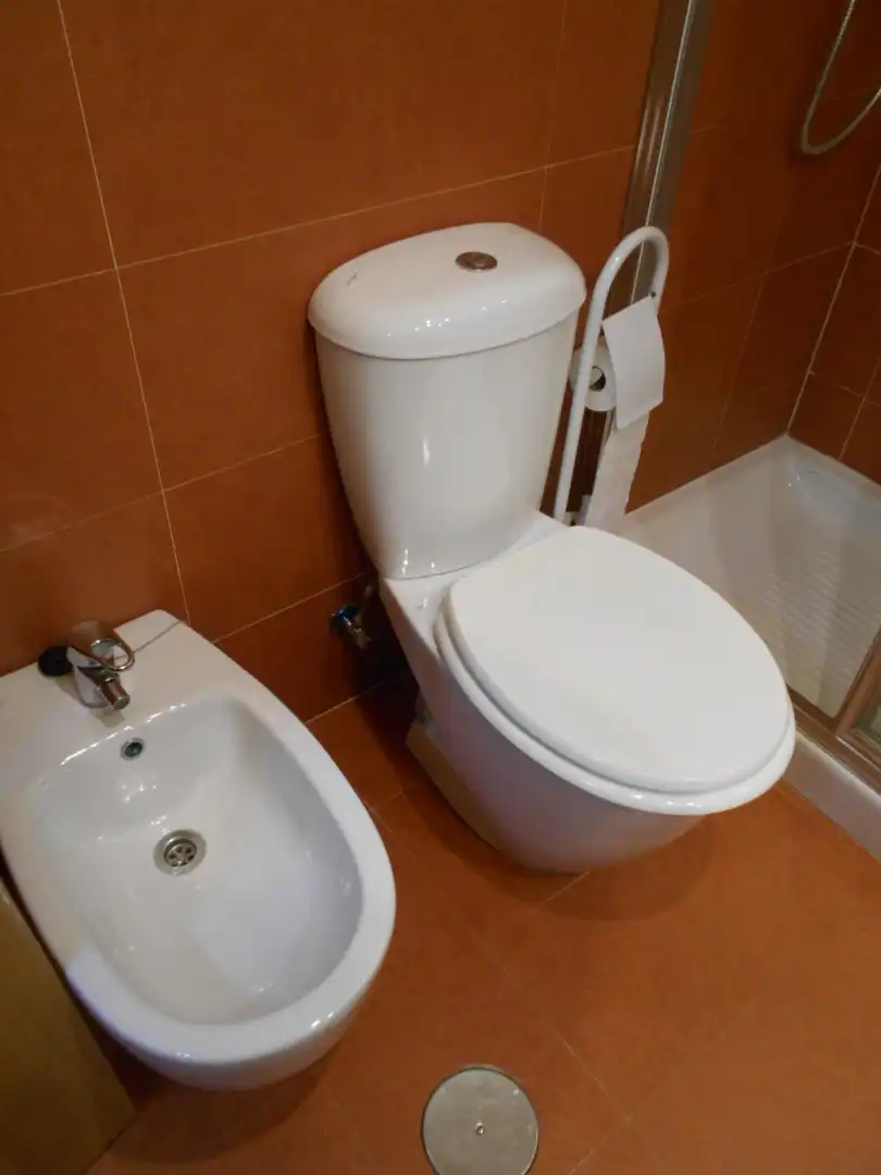 Bathroom of Apartments for sale in Ciudad Real  with Air Conditioner, Heating and Parquet flooring