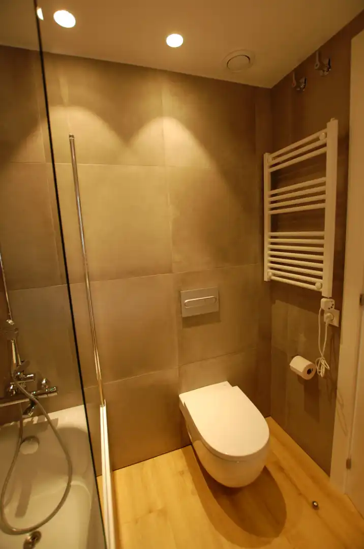 Bathroom of Detached homes for rent in Gavà  with Air Conditioner, Heating and Private garden