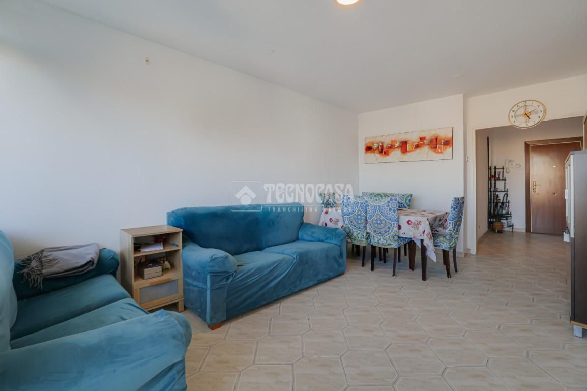 Living room of Flat for sale in L'Hospitalet de Llobregat