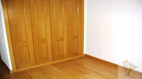 Foto 5 de Piso en venta en Cl Nicolas Fuster, Nº 13, Portal , San José - Buenos Aires, Pinto