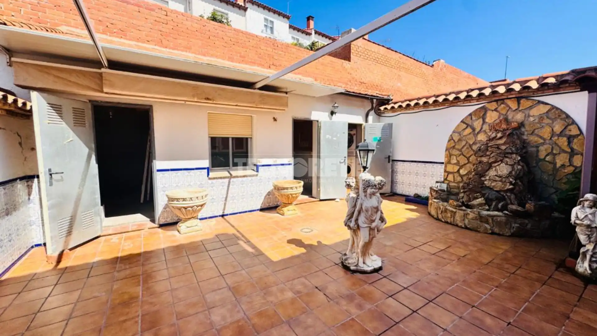 Terrace of Single-family semi-detached for sale in Los Navalucillos  with Air Conditioner and Heating