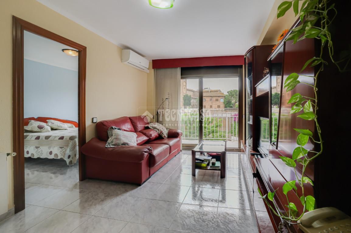 Living room of Flat for sale in Ripollet  with Heating and Balcony