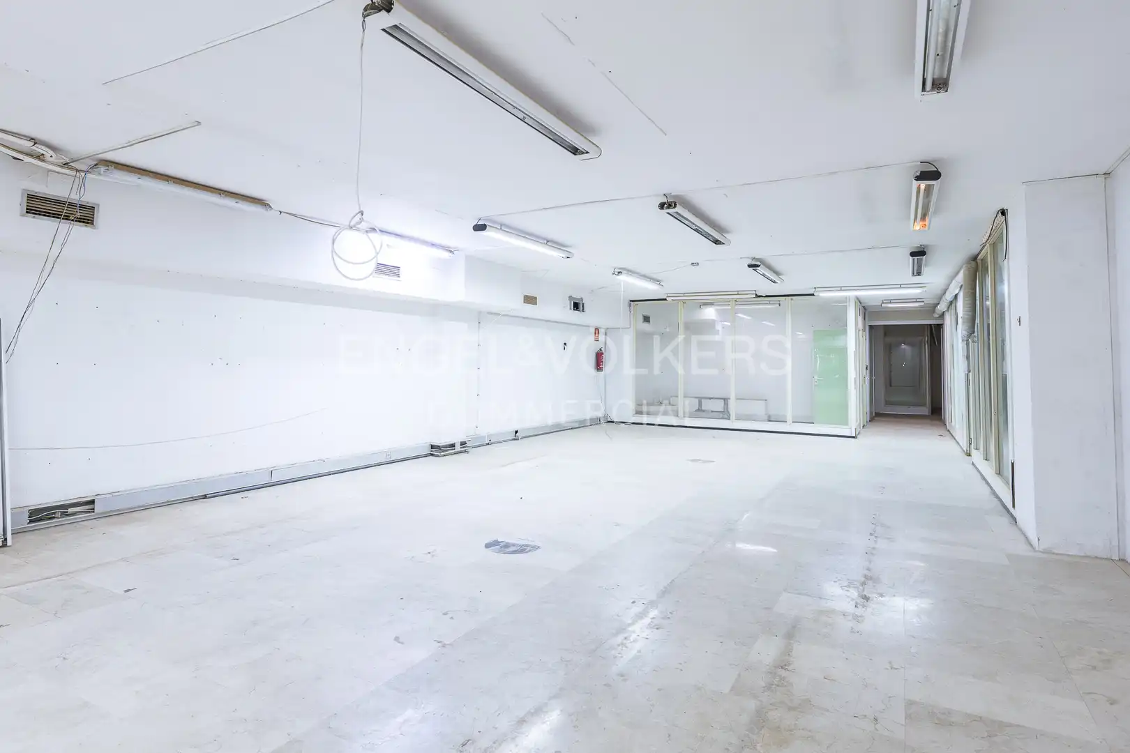 Oficina en venta en Esplugues de Llobregat