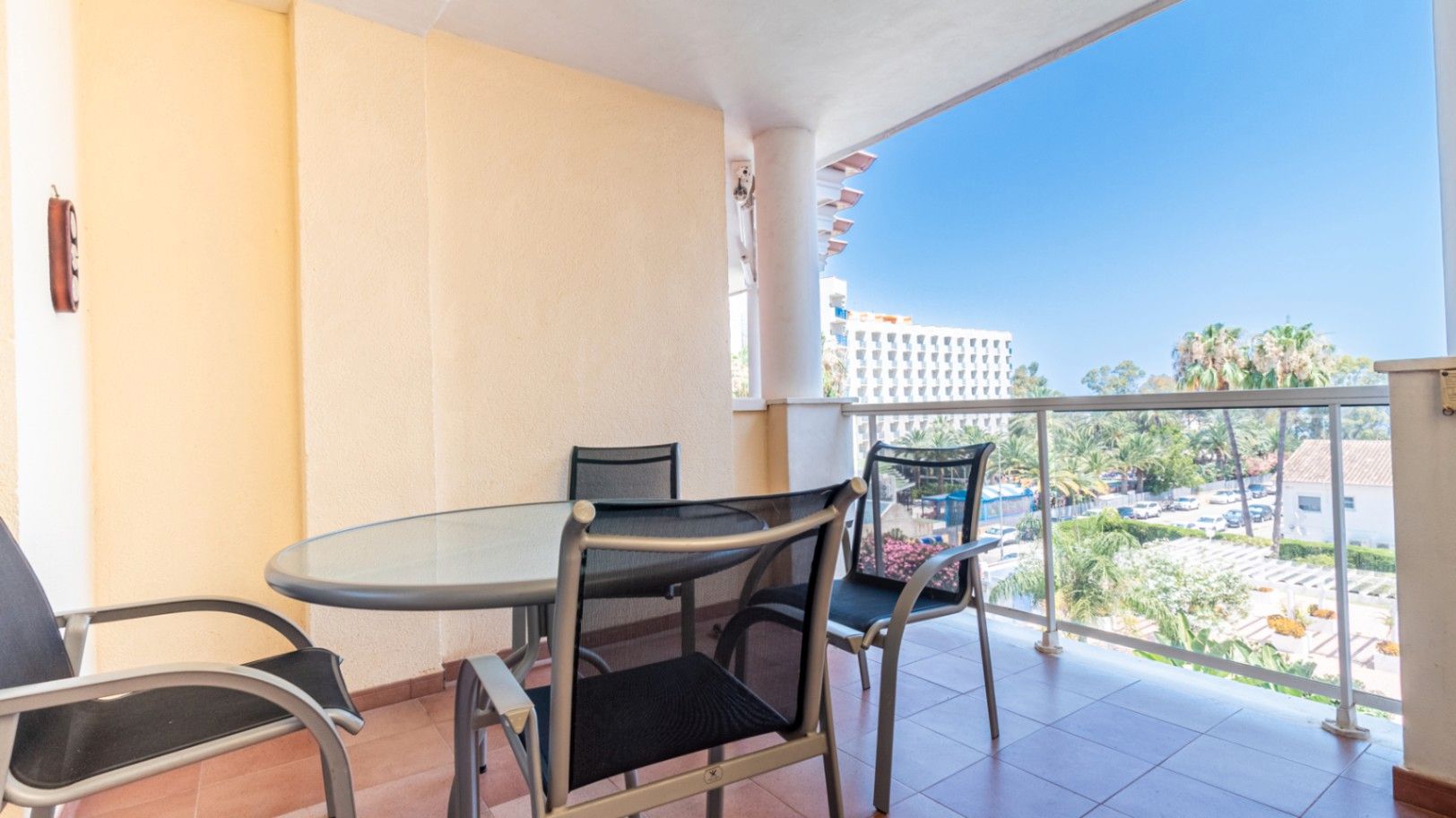 Terrassa de Apartament en venda en Dénia amb Aire condicionat, Calefacció i Jardí privat