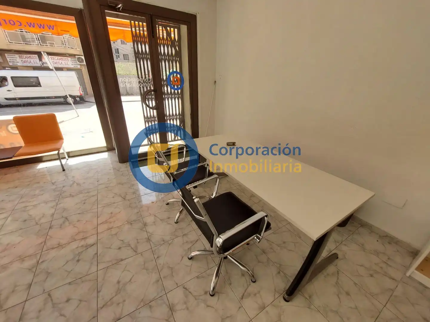 Local en venta en Lorca con Aire acondicionado